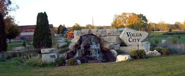 Volga Monument 9-30-06 001.jpg